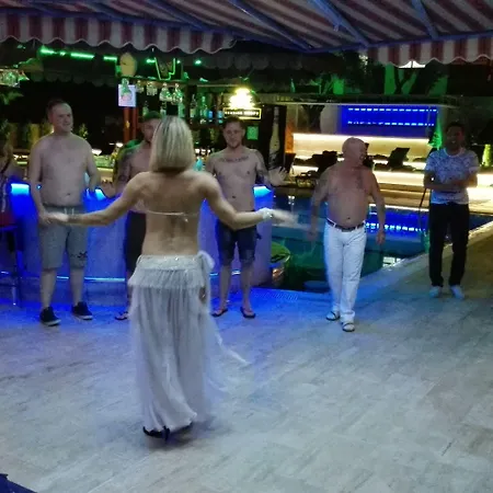 Happy Lägenhetshotell Kusadası