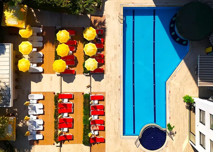 Happy 4* Kusadası