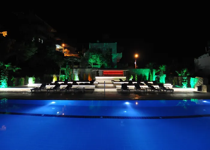 Happy 4* Kusadası