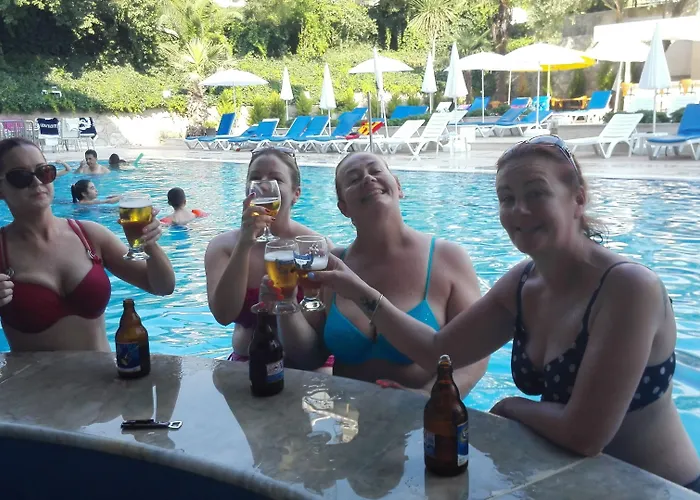 Aparthotel Happy