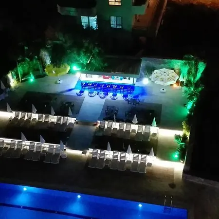 Aparthotel Happy
