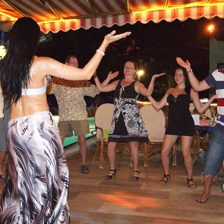 Happy 3* Kusadasi