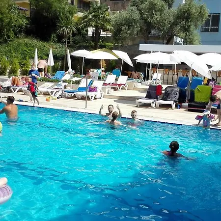 Happy Aparthotel Kusadasi
