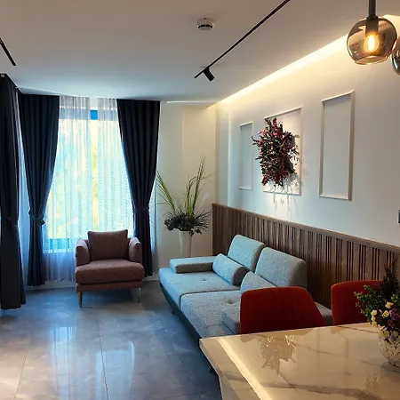 Happy Apartahotel