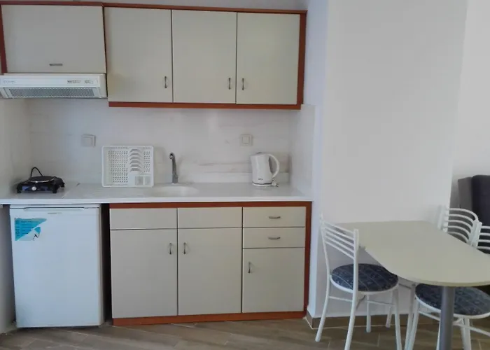 Happy Апарт-отель Кушадасы